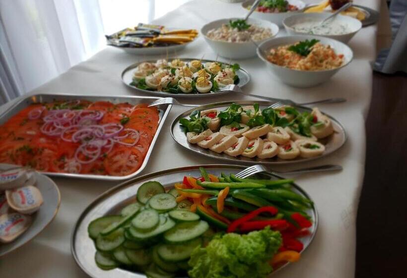 호스텔 Zajazd Pod Gwiazdami