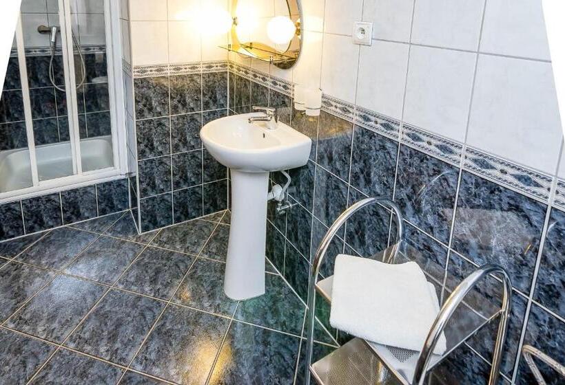 Aparthotel Pod Nosalem