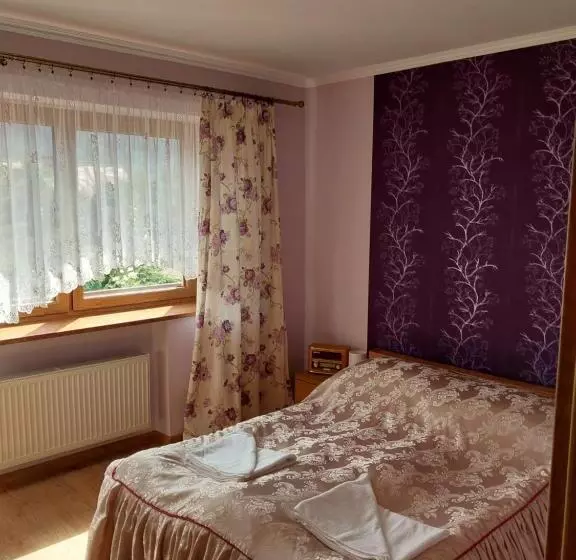 تختخواب و صبحانه Jaśminowe Ogrody