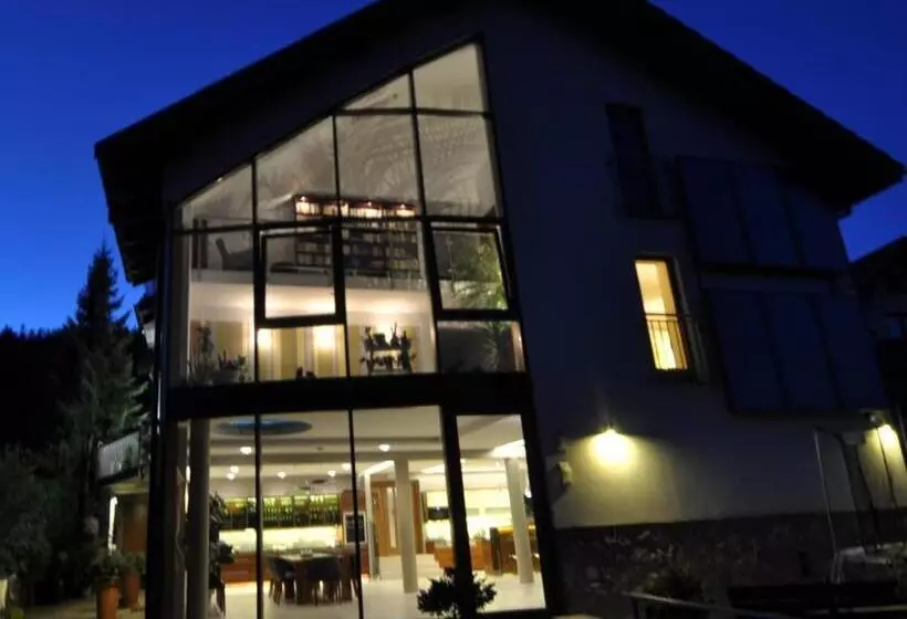 تختخواب و صبحانه Jaśminowe Ogrody