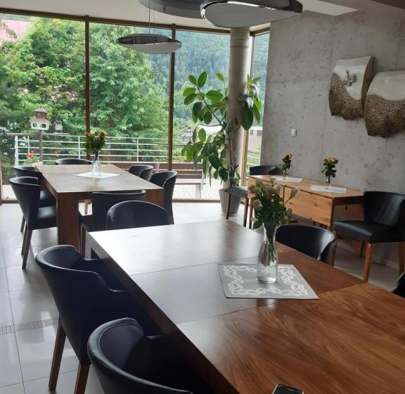 تختخواب و صبحانه Jaśminowe Ogrody