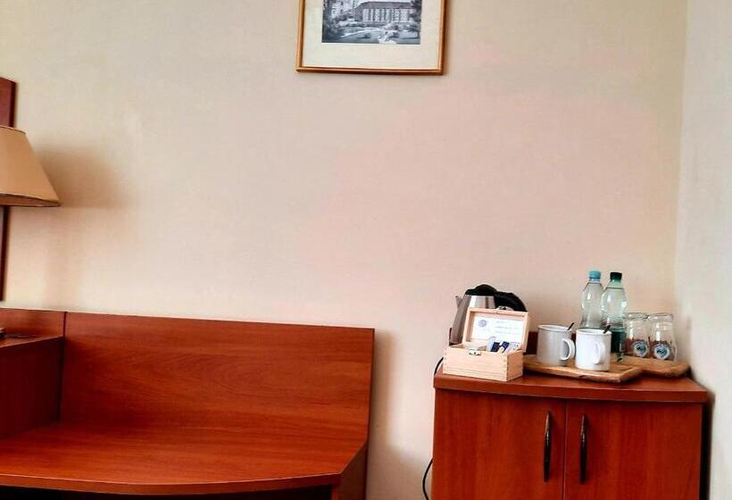 Bed and Breakfast Nasz Klub   Pokoje Gościnne