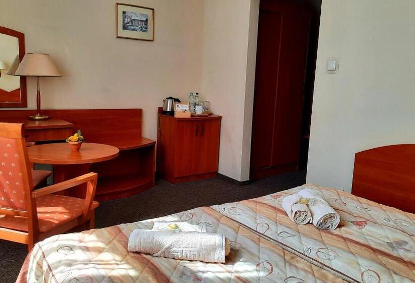 Bed and Breakfast Nasz Klub   Pokoje Gościnne