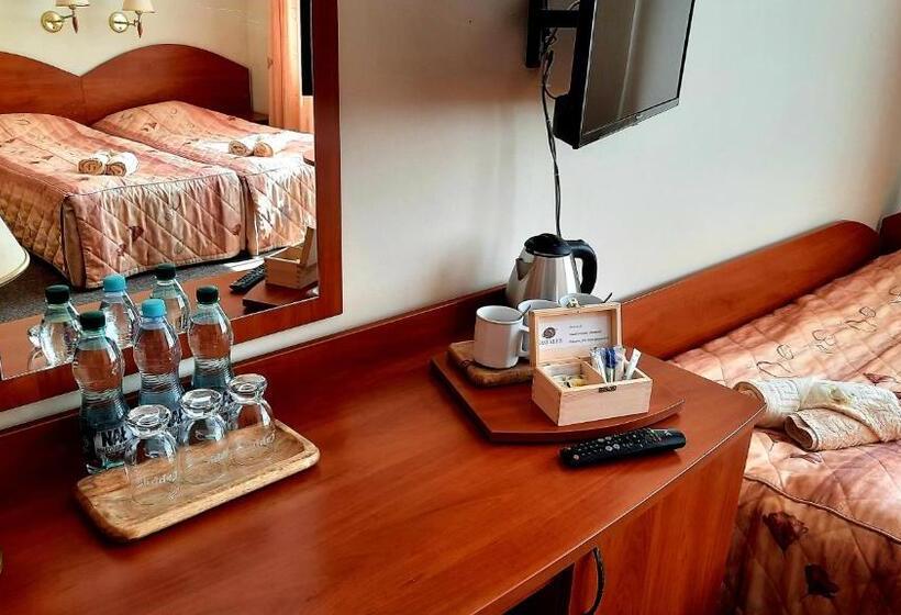 Bed and Breakfast Nasz Klub   Pokoje Gościnne