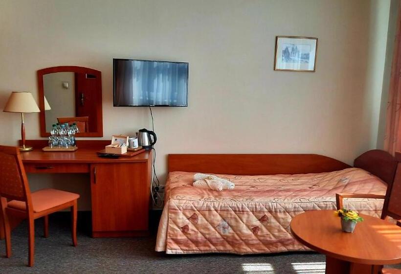 Bed and Breakfast Nasz Klub   Pokoje Gościnne