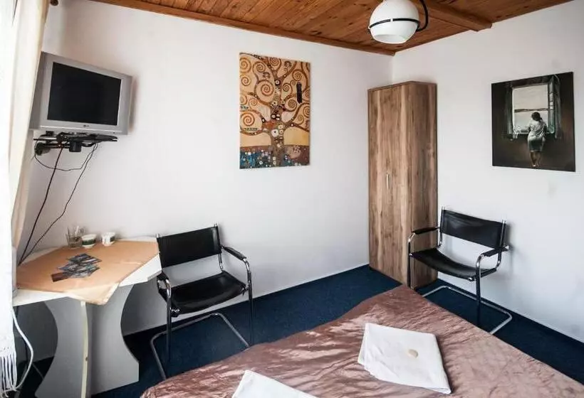 Aamiaismajoitus (B&B) Pokoje Gościnne Korsarz