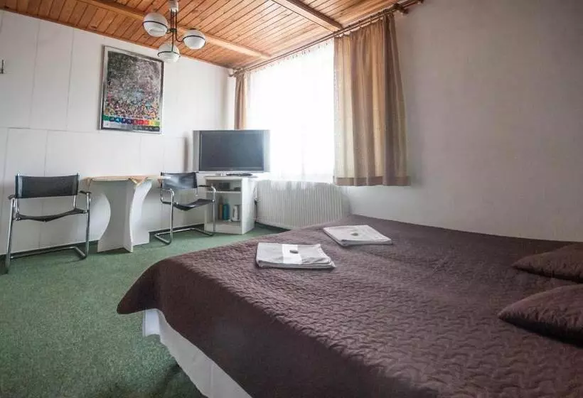 Aamiaismajoitus (B&B) Pokoje Gościnne Korsarz