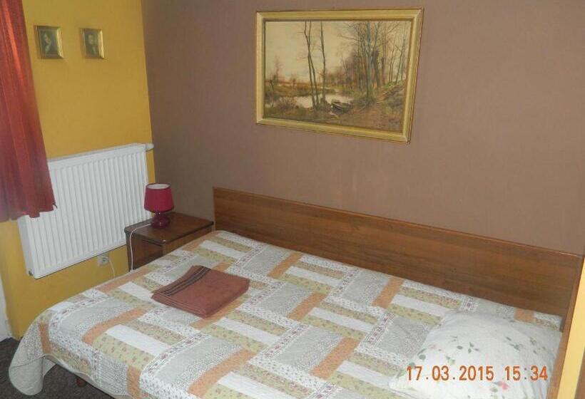 Bed and Breakfast Stary Dom