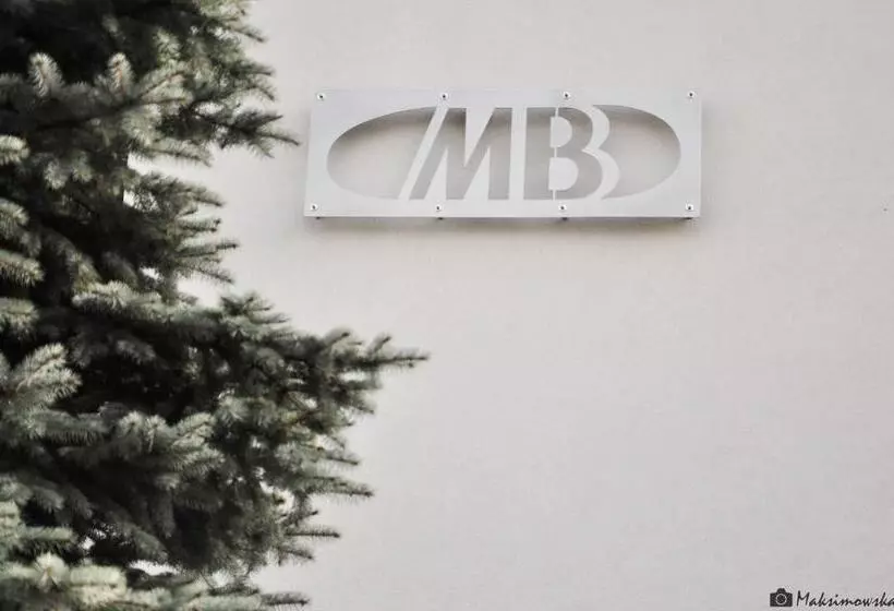 تختخواب و صبحانه Villa Mb