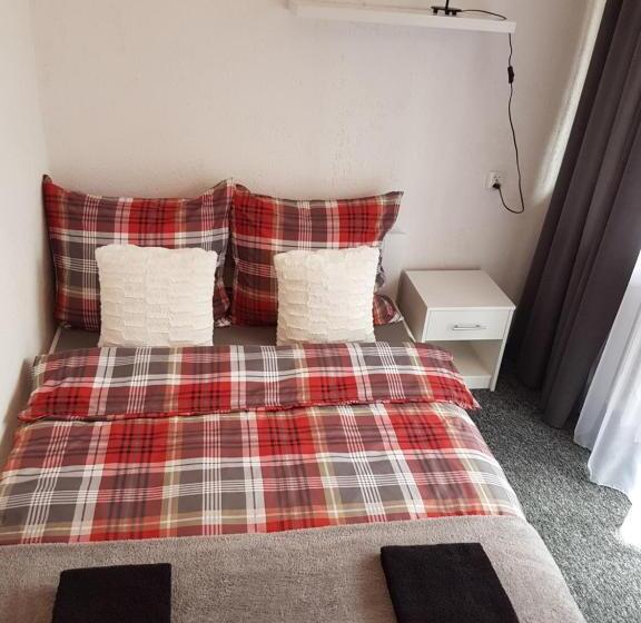 Bed and Breakfast Willa Grafit