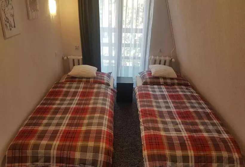 Aamiaismajoitus (B&B) Willa Grafit