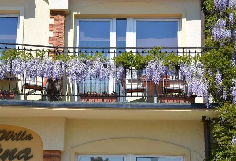 Aamiaismajoitus (B&B) Willa Helena