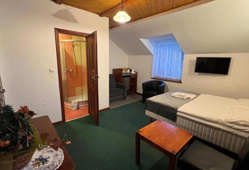 مبيت وإفطار Willa Larysa Agro