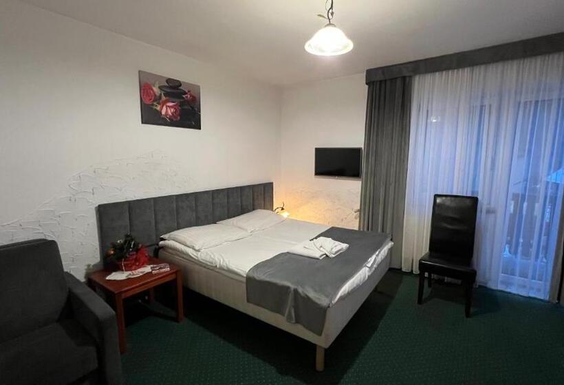 مبيت وإفطار Willa Larysa Agro