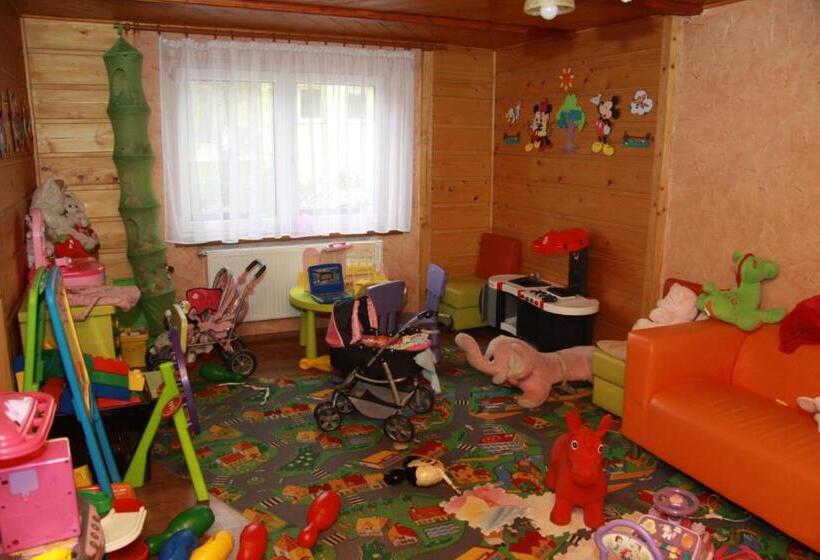 مبيت وإفطار Willa Larysa Agro