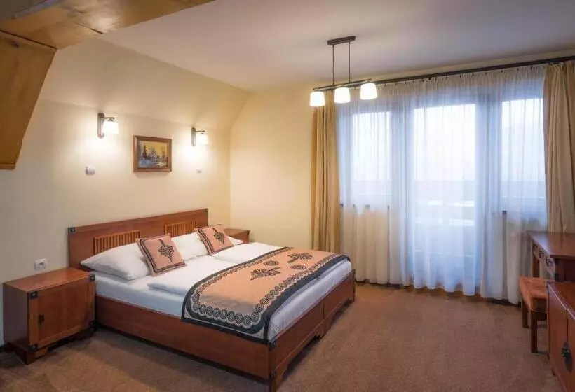 Aamiaismajoitus (B&B) Willa Monte Rosa