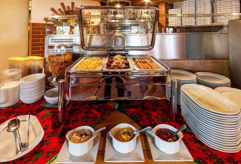 Aamiaismajoitus (B&B) Willa Monte Rosa