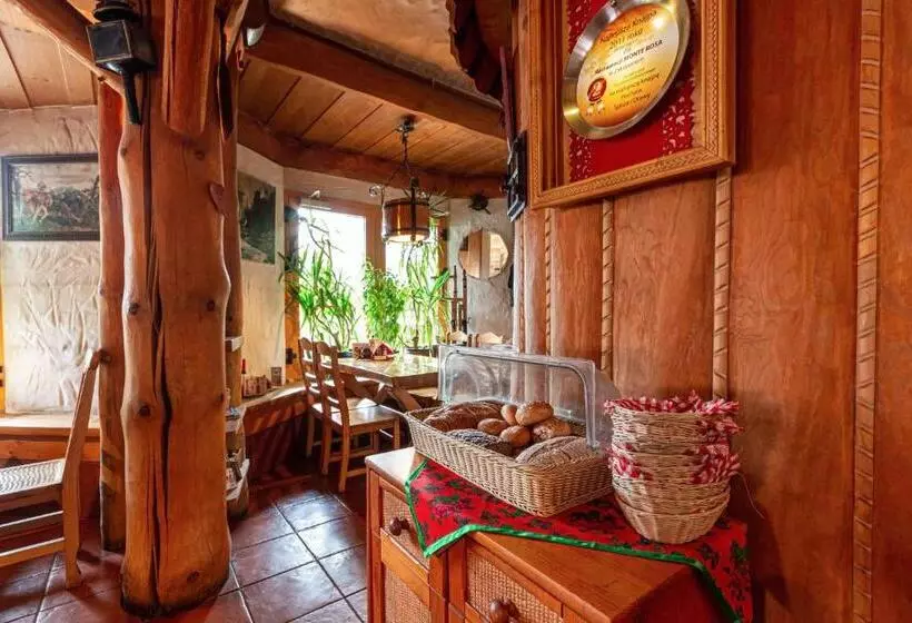 Aamiaismajoitus (B&B) Willa Monte Rosa