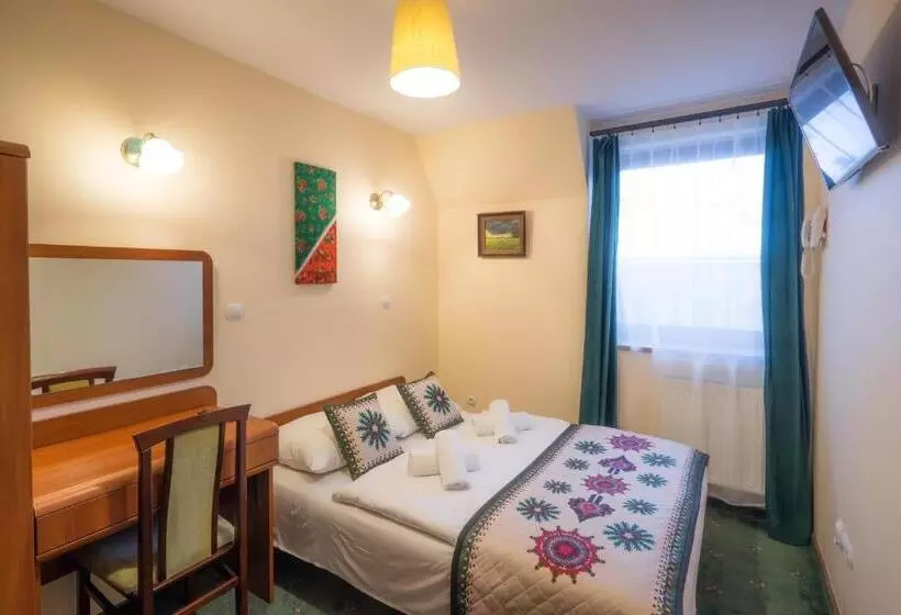 Aamiaismajoitus (B&B) Willa Monte Rosa