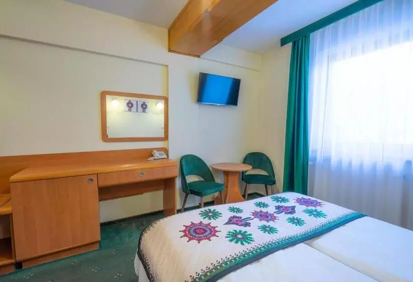 Aamiaismajoitus (B&B) Willa Monte Rosa