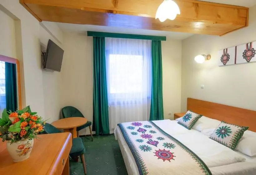 Aamiaismajoitus (B&B) Willa Monte Rosa