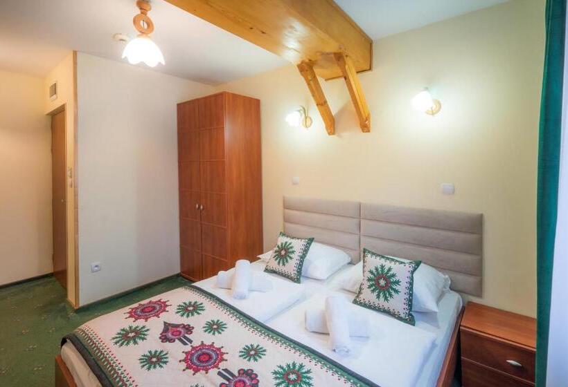 Aamiaismajoitus (B&B) Willa Monte Rosa