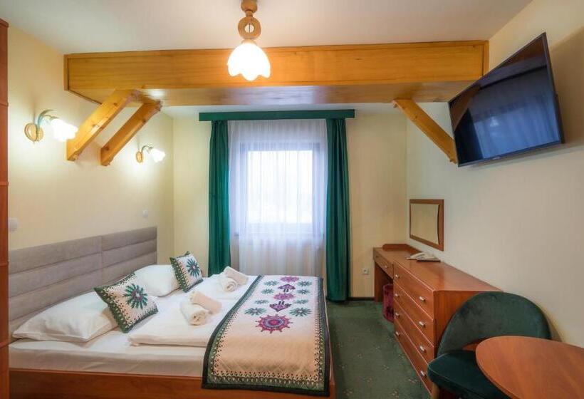 Aamiaismajoitus (B&B) Willa Monte Rosa