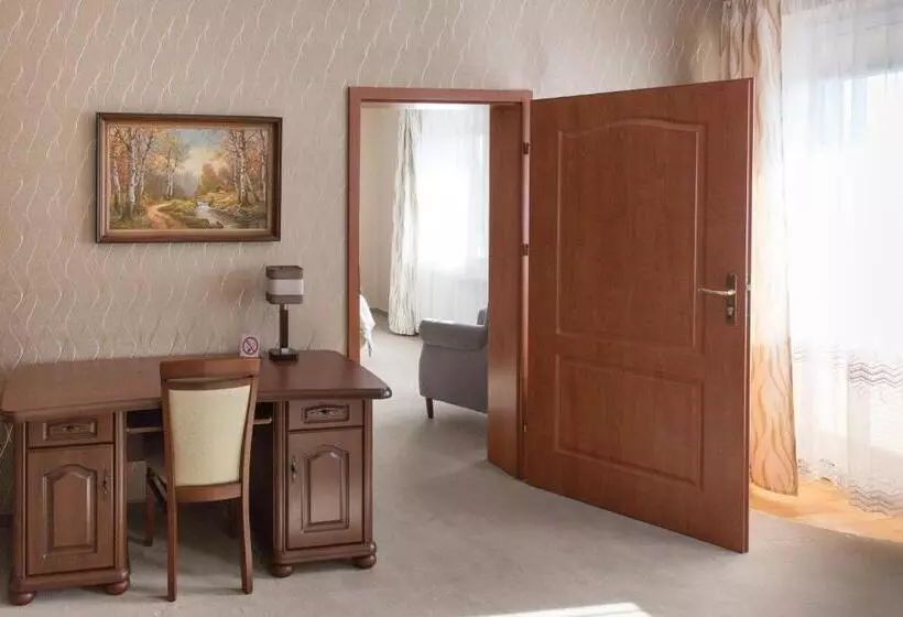 ホテル I Restauracja Bona