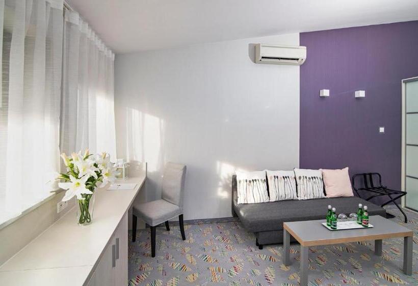 בית מלון כפרי Jj Sport Concept