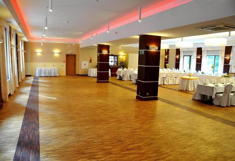 בית מלון כפרי Mir Jan Spa