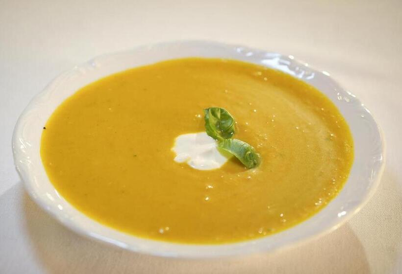 בית מלון כפרי Mir Jan Spa