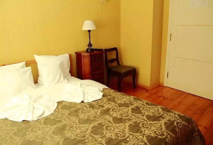 ホテル Pałac Bażantarnia