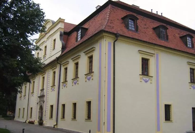 Hotelli Pałac Kietlin