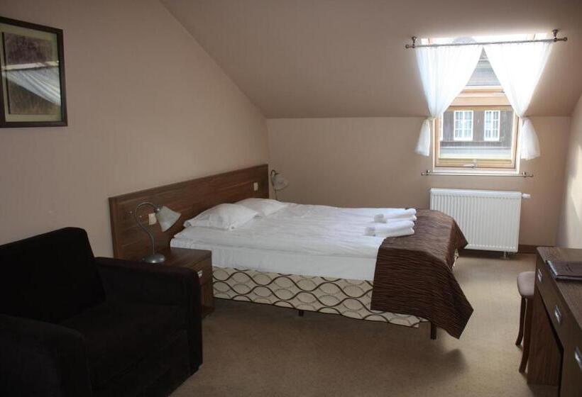 בית מלון כפרי Paria