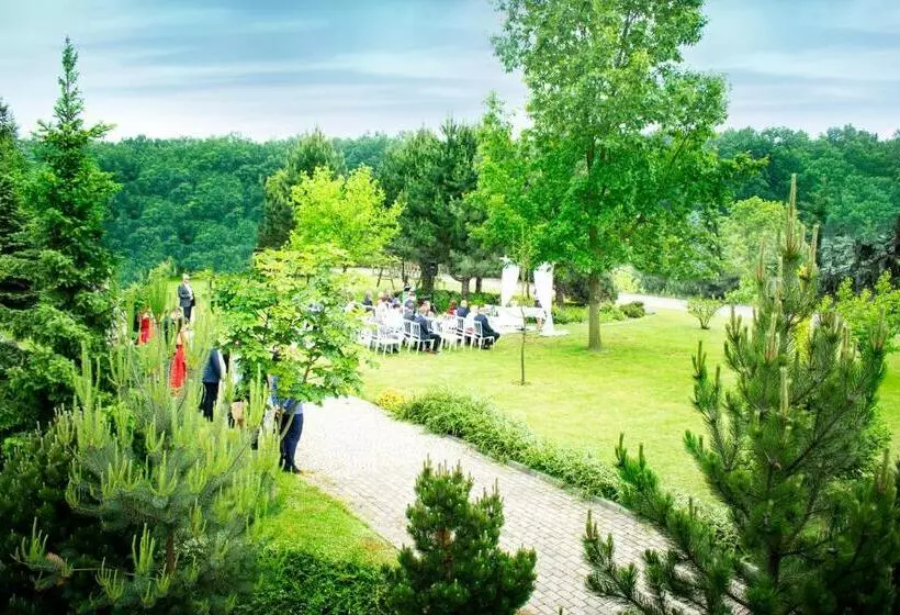 ホテル & Restauracja Timberland