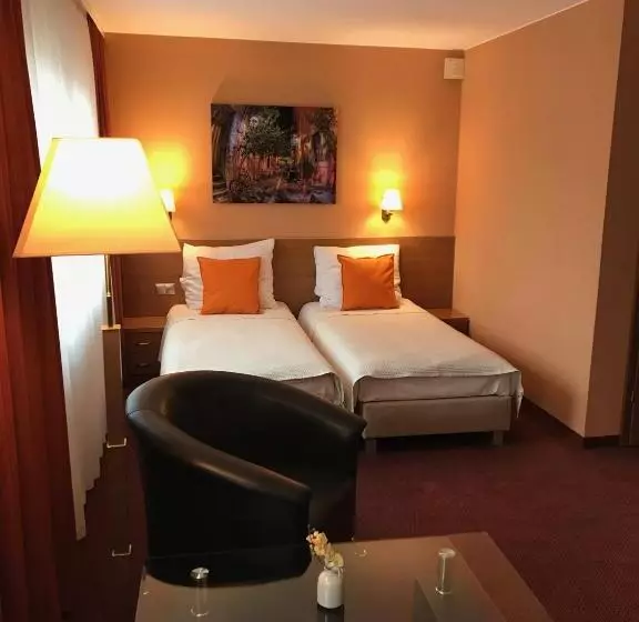 Hotelli Restauracja Willa Radwan