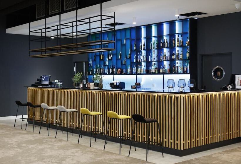 호텔 Robert's Port