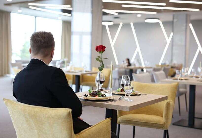 호텔 Robert's Port