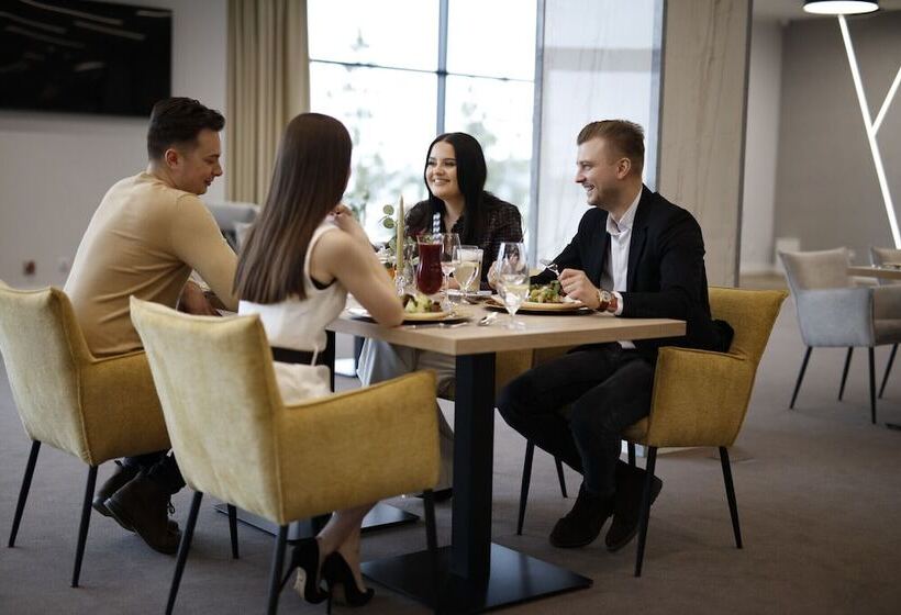 호텔 Robert's Port