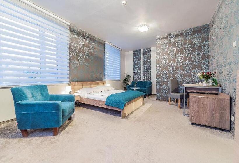 בית מלון כפרי Tm