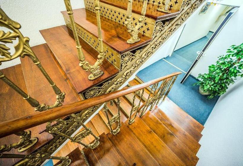 בית מלון כפרי Tm