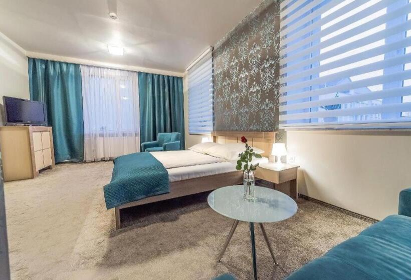 בית מלון כפרי Tm