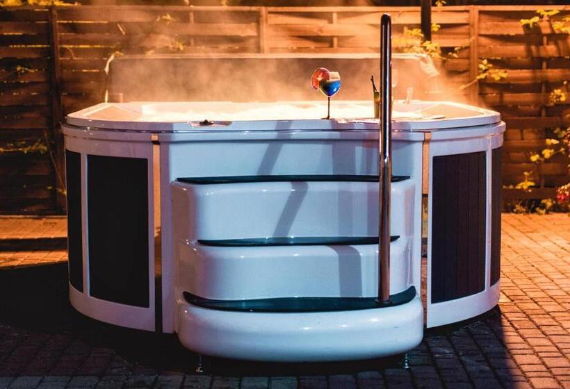 ペンション New Corner