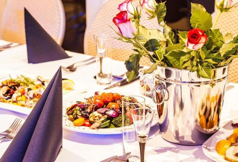 ペンション New Corner