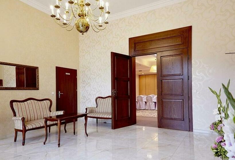 渡假胜地 Confero Nowa Baśń