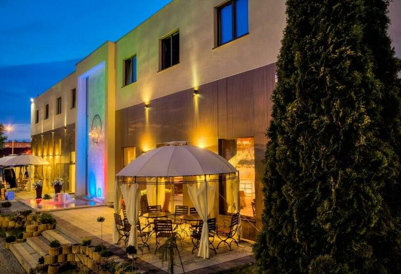 渡假胜地 Confero Nowa Baśń