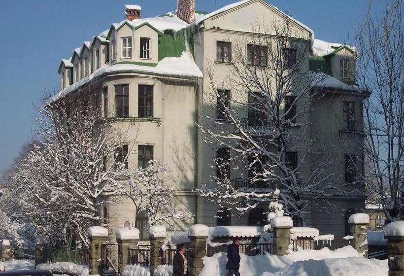 Resort Dom Turysty Pttk W Bielsku Białej