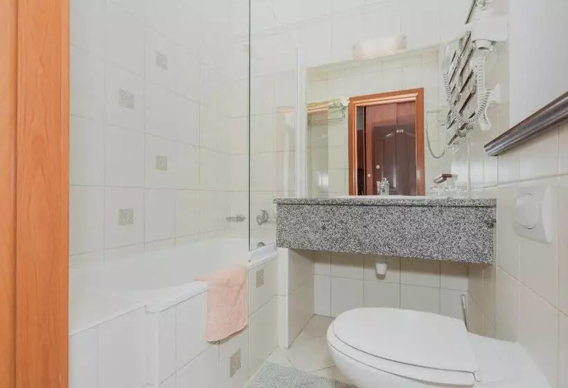 Lomakeskus Gryf Ośrodek Pobierowo