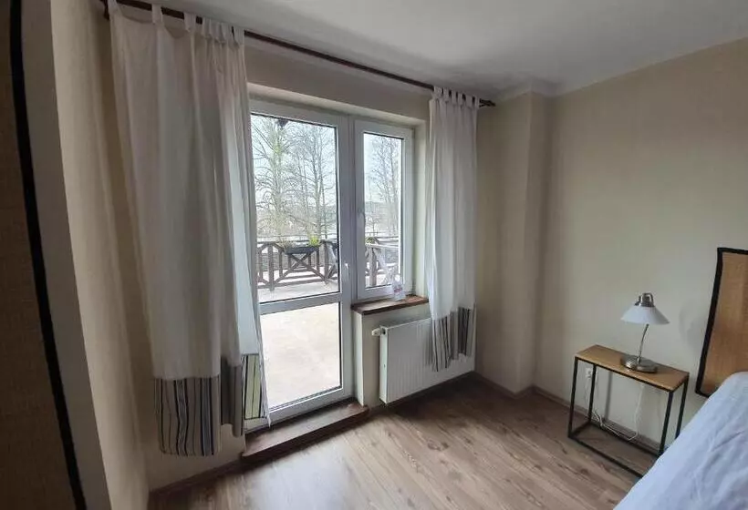 Lomakeskus Przystanek Tleń