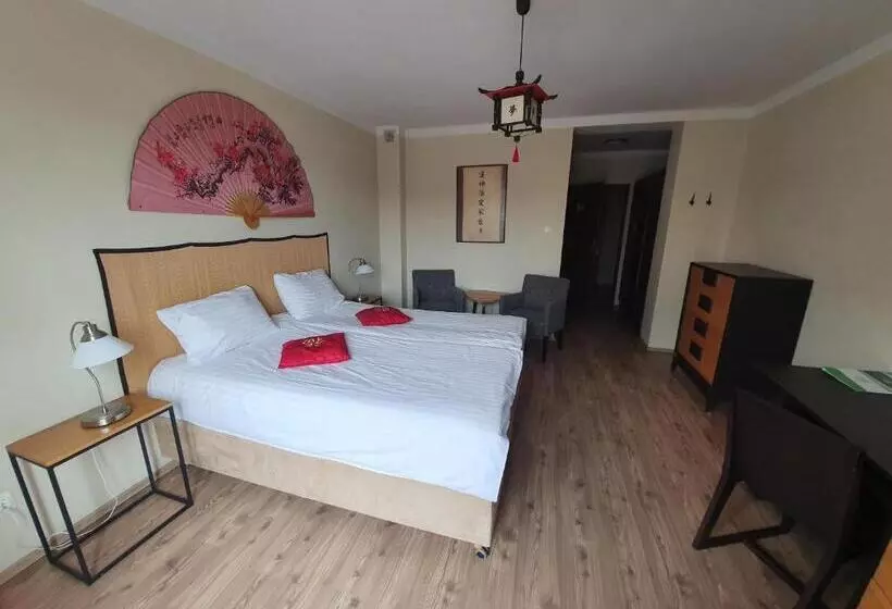 Lomakeskus Przystanek Tleń